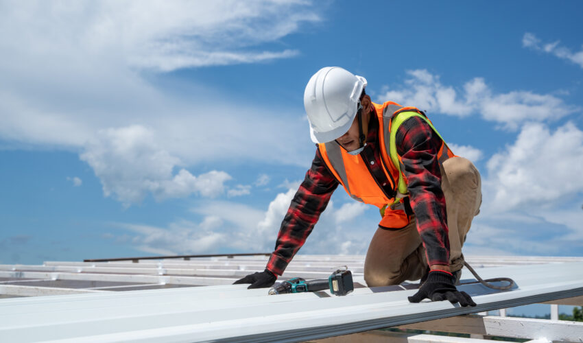 Roofing Safety Measures: Protecting Yourself and Your Roof